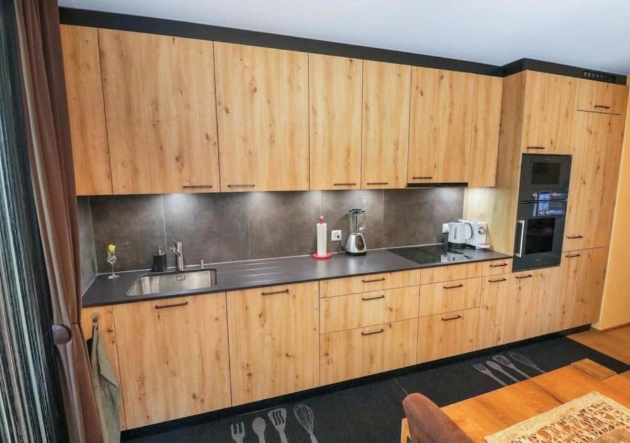 Bel Appartement Avec Parking Souterrain Sur Place Martigny Екстериор снимка